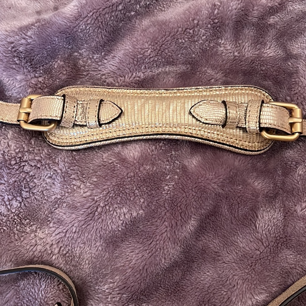 Juicy Couture crossbody gold bag purse - Picture 7 of 7